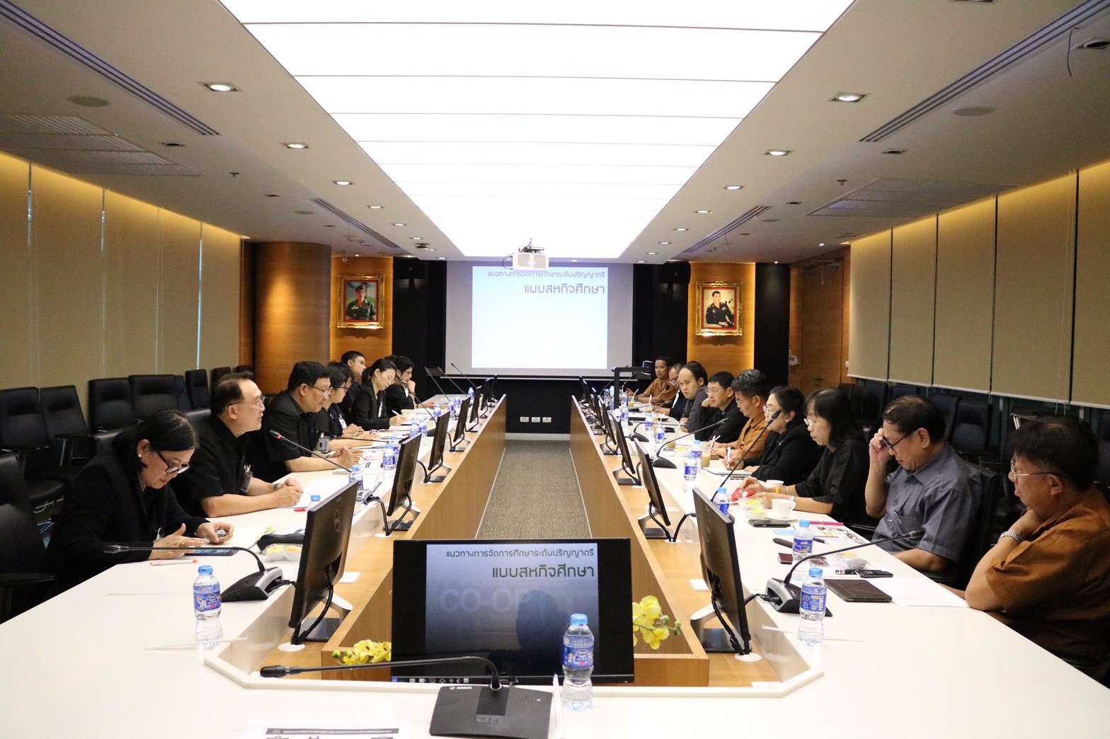 หารือการจัดหลักสูตรการเรียนการสอน — 2 พฤษภาคม 2025 — สถาบันเทคโนโลยีจิตรลดา CDTI
