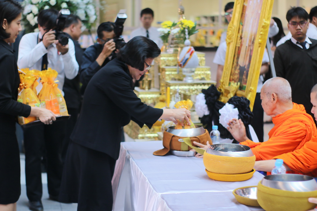 ทำบุญตักบาตรถวายเป็นพระราชกุศล — 10 พฤษภาคม 2025 — สถาบันเทคโนโลยีจิตรลดา CDTI