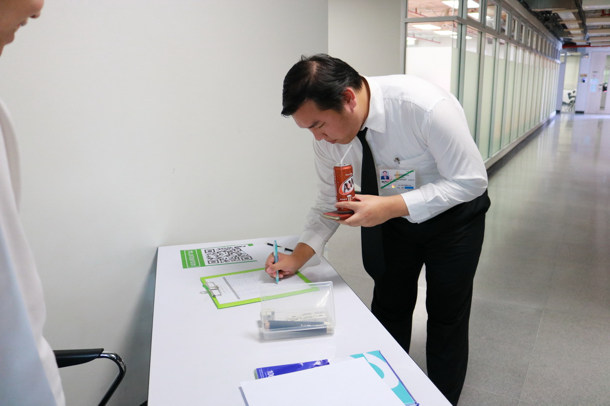 สติ๊กเกอร์ไลน์สร้างรายได้ — 3 พฤษภาคม 2025 — สถาบันเทคโนโลยีจิตรลดา CDTI