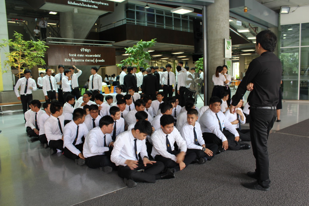 สักการะพระบรมศพ — 10 พฤษภาคม 2025 — สถาบันเทคโนโลยีจิตรลดา CDTI
