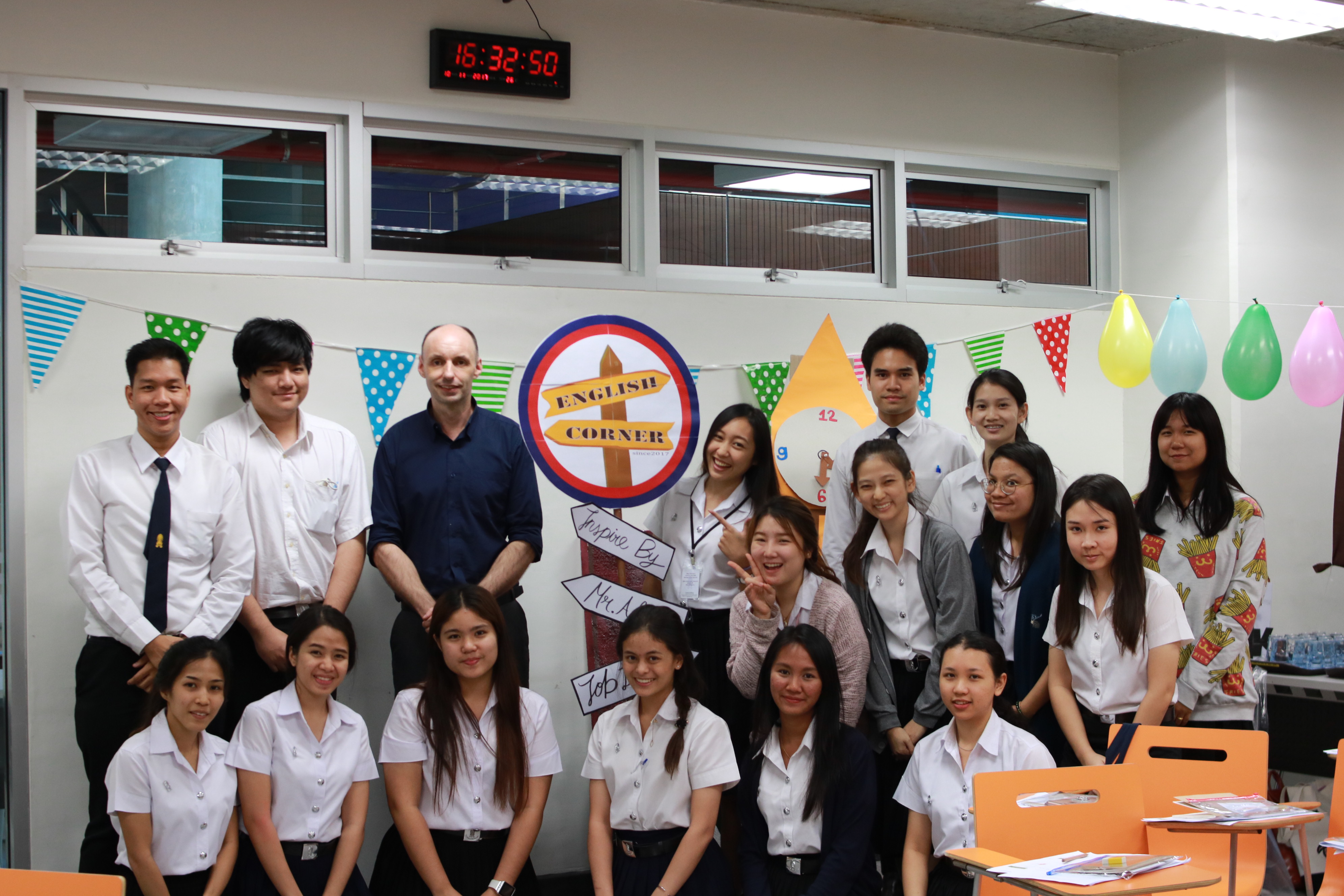 อบรมภาษาอังกฤษ English Corner — 1 พฤษภาคม 2025 — สถาบันเทคโนโลยีจิตรลดา CDTI