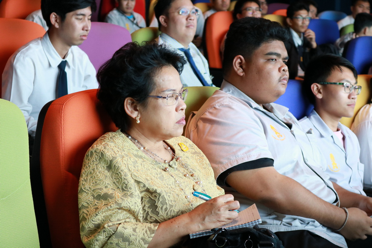 ึศึกษาดูงานศูนย์การเรียนรู้พลังงานทดแทน — 1 พฤษภาคม 2025 — สถาบันเทคโนโลยีจิตรลดา CDTI