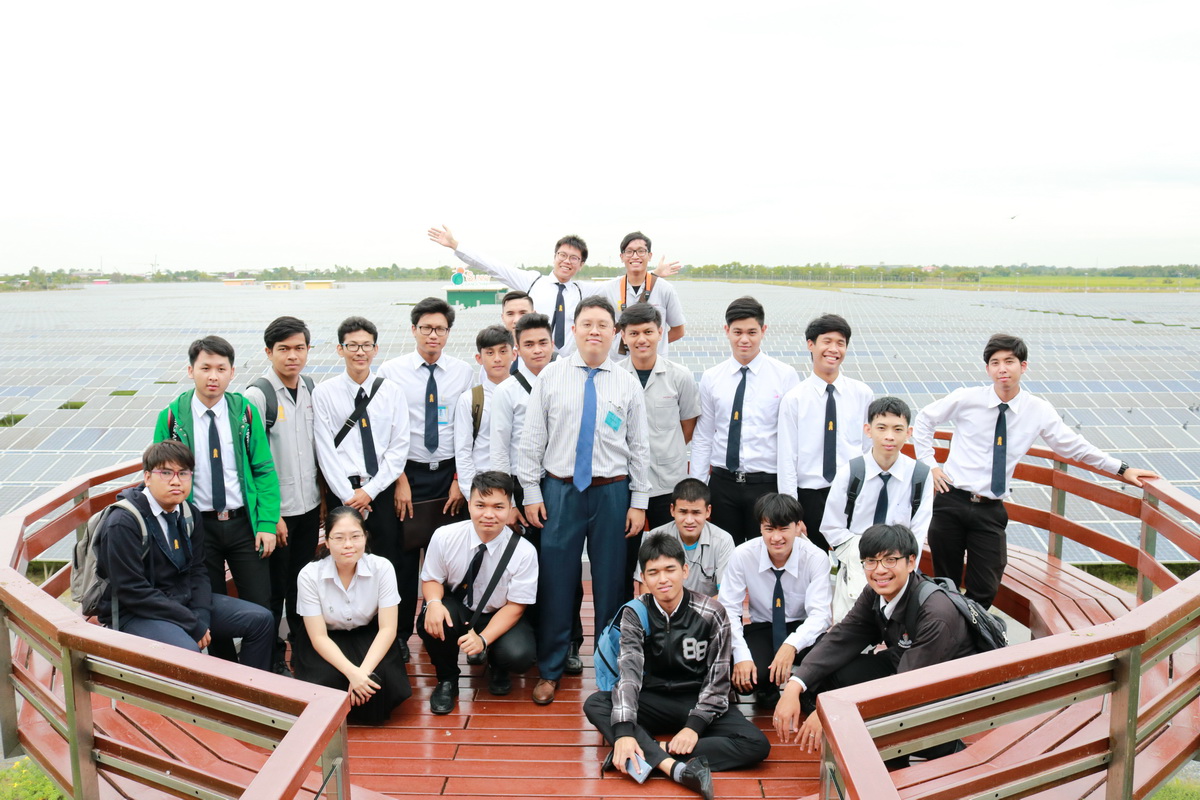 ึศึกษาดูงานศูนย์การเรียนรู้พลังงานทดแทน — 1 พฤษภาคม 2025 — สถาบันเทคโนโลยีจิตรลดา CDTI