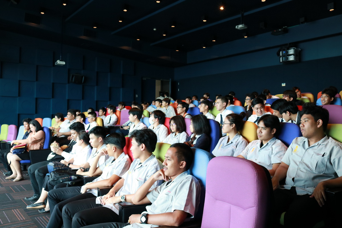 ึศึกษาดูงานศูนย์การเรียนรู้พลังงานทดแทน — 1 พฤษภาคม 2025 — สถาบันเทคโนโลยีจิตรลดา CDTI