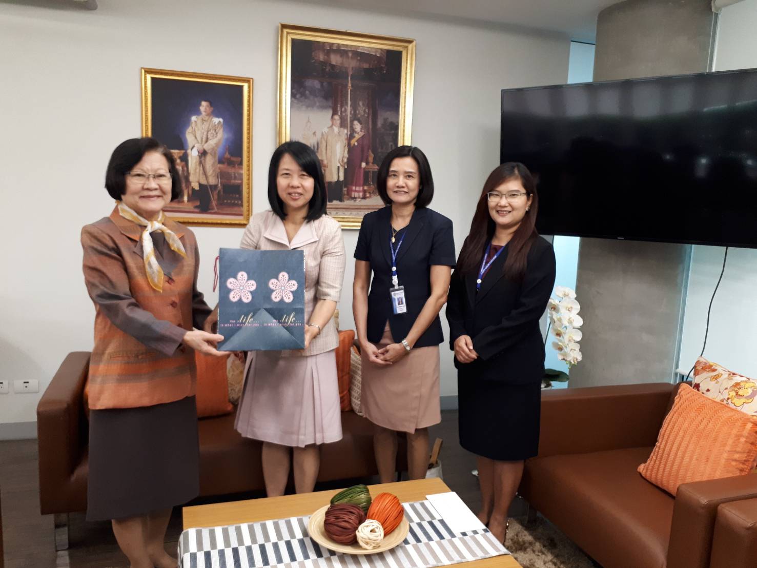 สวัสดีปีใหม่ 2561 — 11 พฤษภาคม 2025 — สถาบันเทคโนโลยีจิตรลดา CDTI