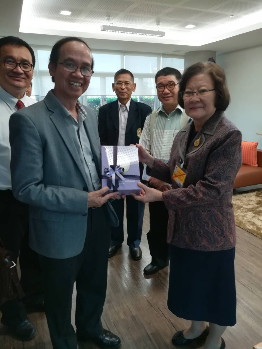 สวัสดีปีใหม่ 2561 — 11 พฤษภาคม 2025 — สถาบันเทคโนโลยีจิตรลดา CDTI