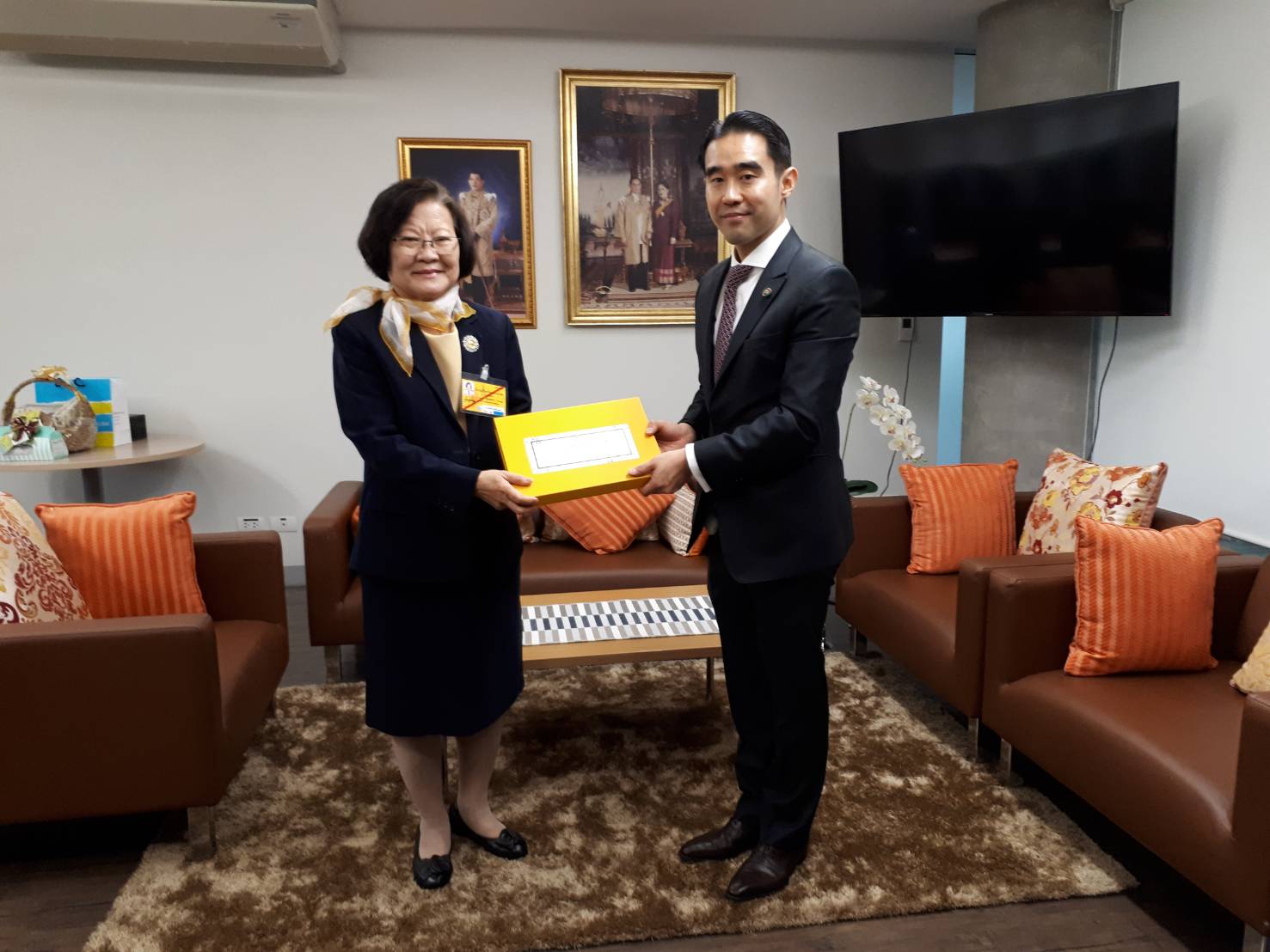 สวัสดีปีใหม่ 2561 — 11 พฤษภาคม 2025 — สถาบันเทคโนโลยีจิตรลดา CDTI