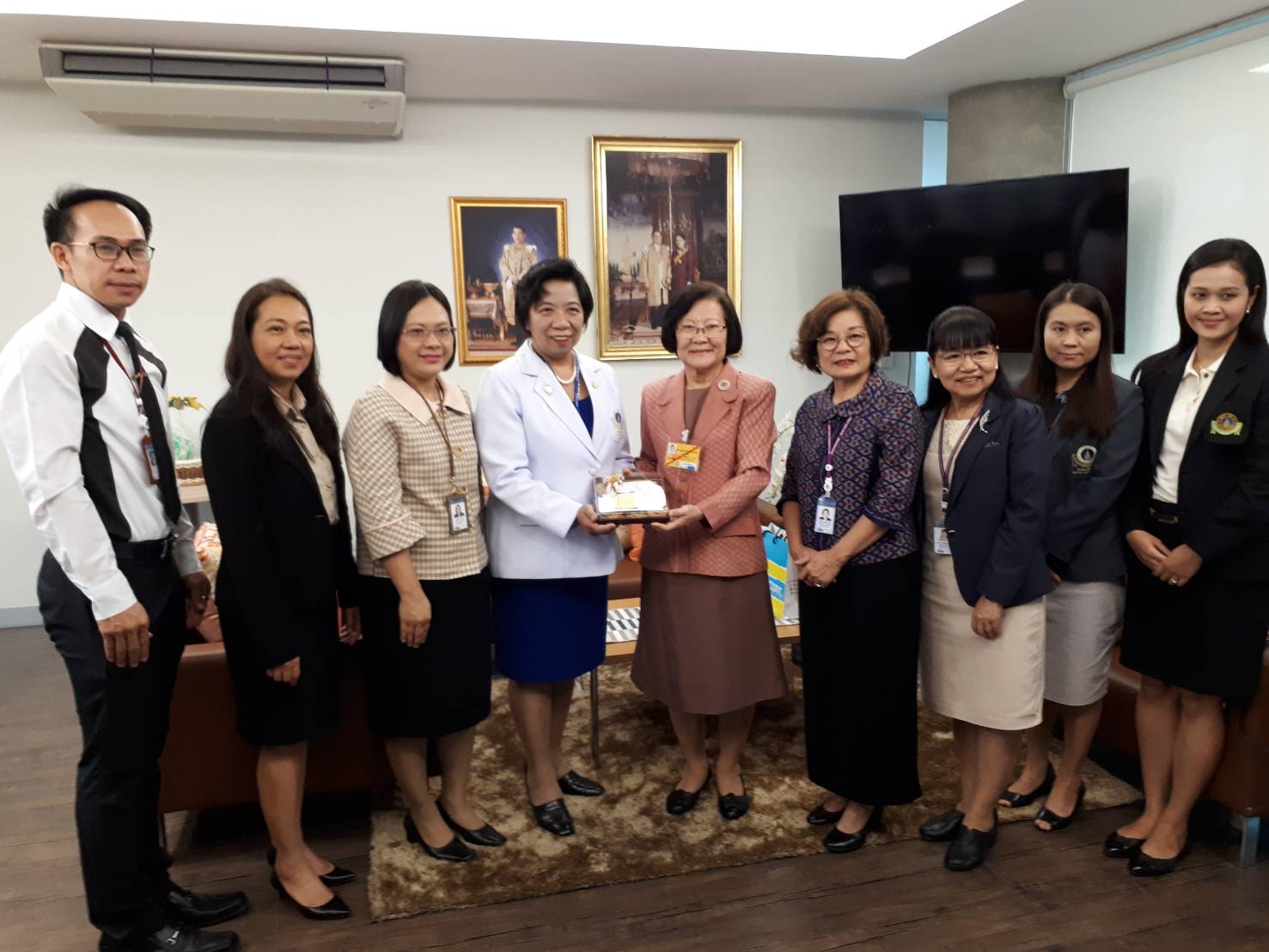 สวัสดีปีใหม่ 2561 — 11 พฤษภาคม 2025 — สถาบันเทคโนโลยีจิตรลดา CDTI