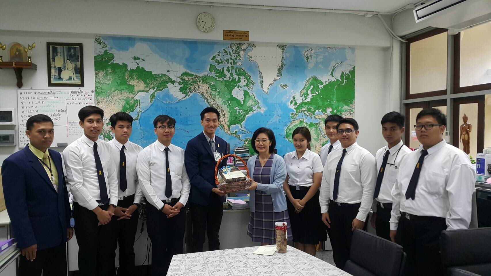 สวัสดีปีใหม่ 2561 — 11 พฤษภาคม 2025 — สถาบันเทคโนโลยีจิตรลดา CDTI