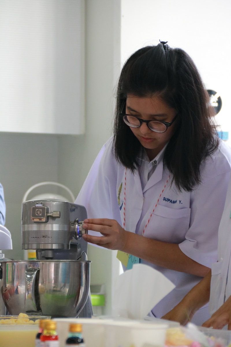 อบรมเชิงปฏิบัติการการทำเค้กและการแต่งหน้าเค้ก — 1 พฤษภาคม 2025 — สถาบันเทคโนโลยีจิตรลดา CDTI