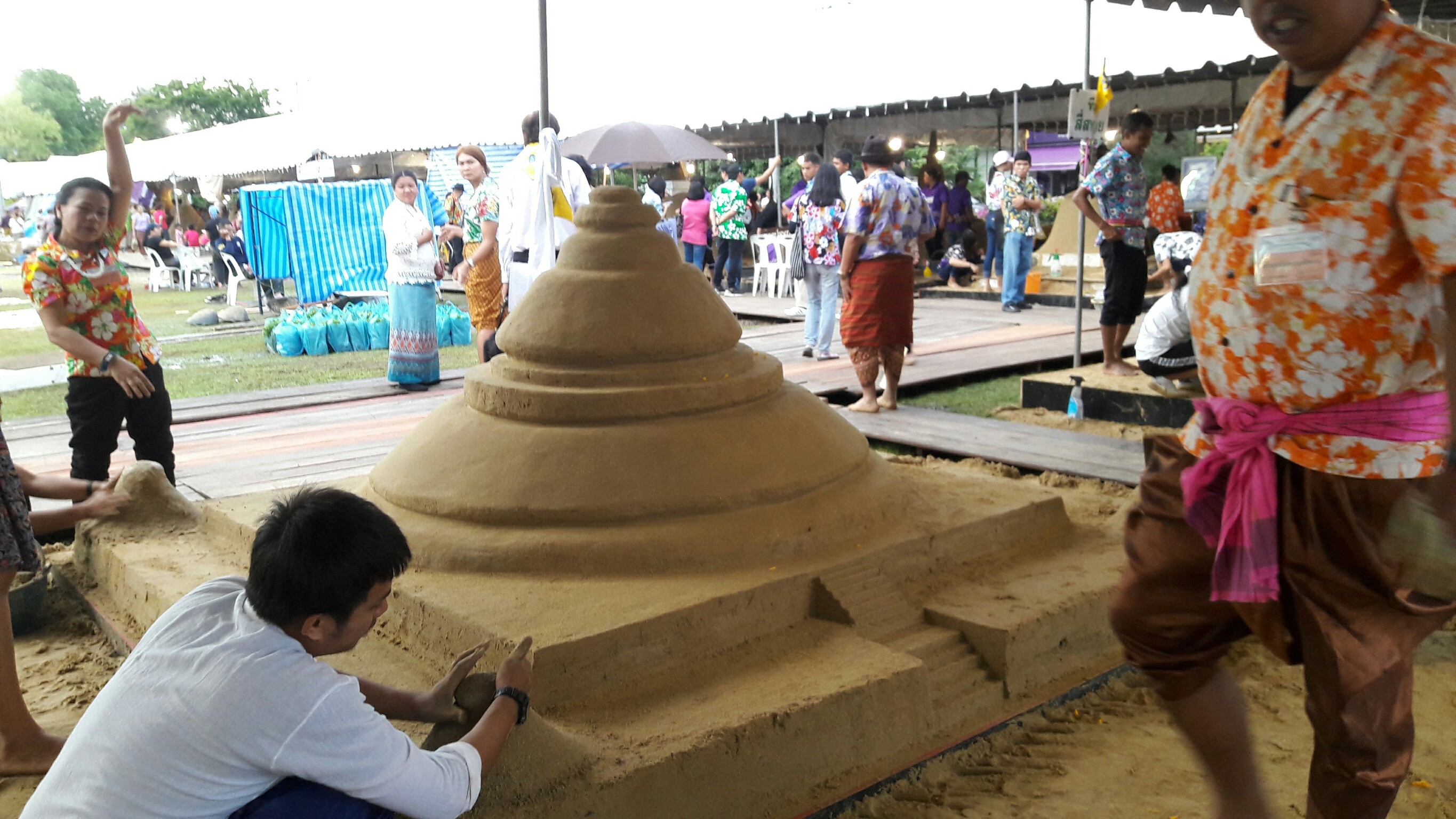 แข่งขันก่อพระเจดีย์ทราย — 1 พฤษภาคม 2025 — สถาบันเทคโนโลยีจิตรลดา CDTI