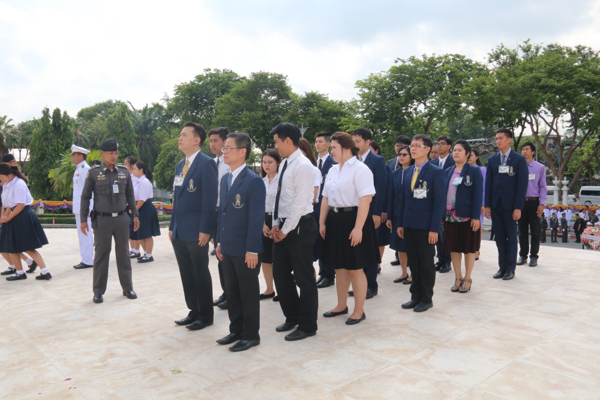 วางพวงมาลา รัชกาลที่ 7 — 2 พฤษภาคม 2025 — สถาบันเทคโนโลยีจิตรลดา CDTI