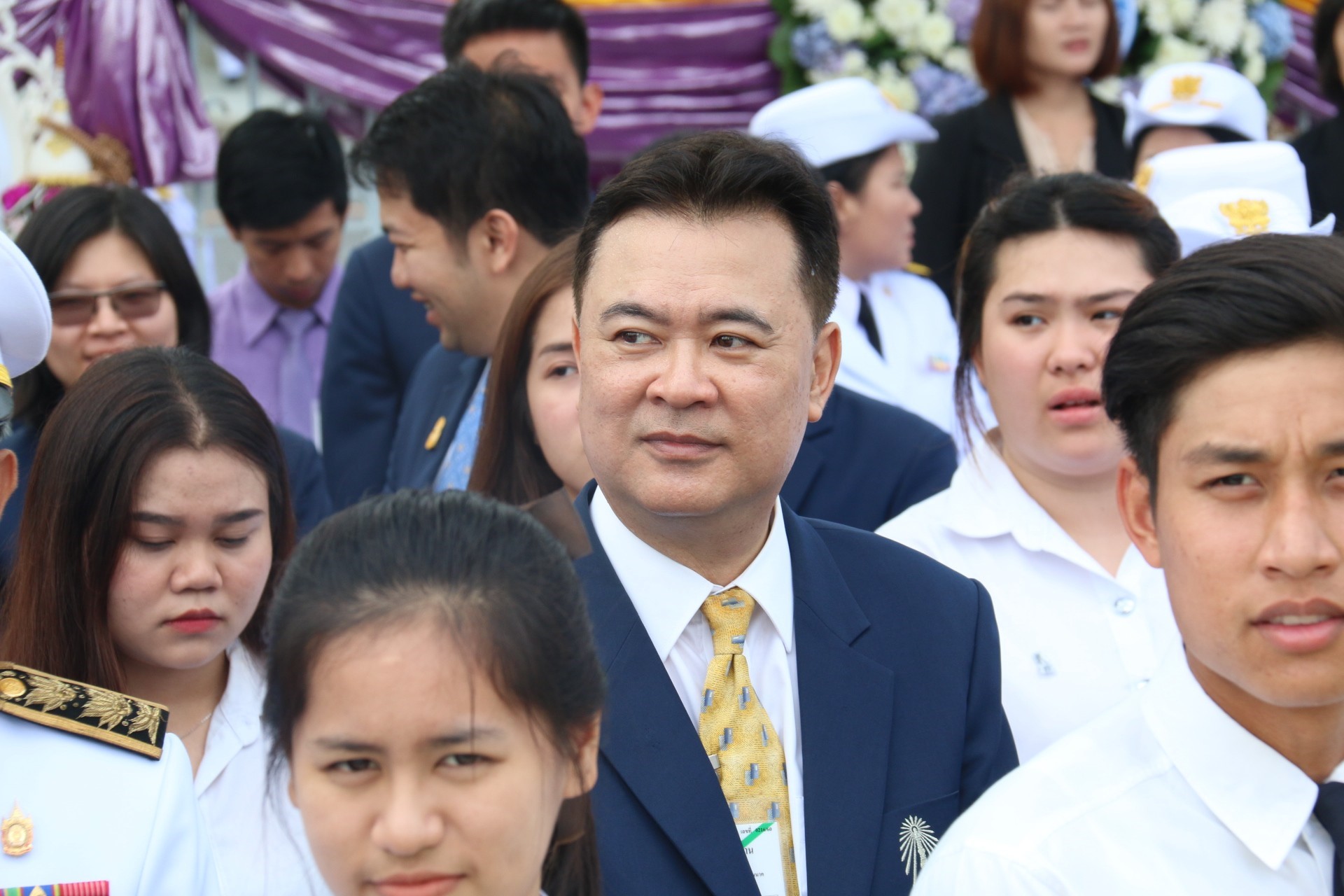 วางพวงมาลา รัชกาลที่ 7 — 2 พฤษภาคม 2025 — สถาบันเทคโนโลยีจิตรลดา CDTI