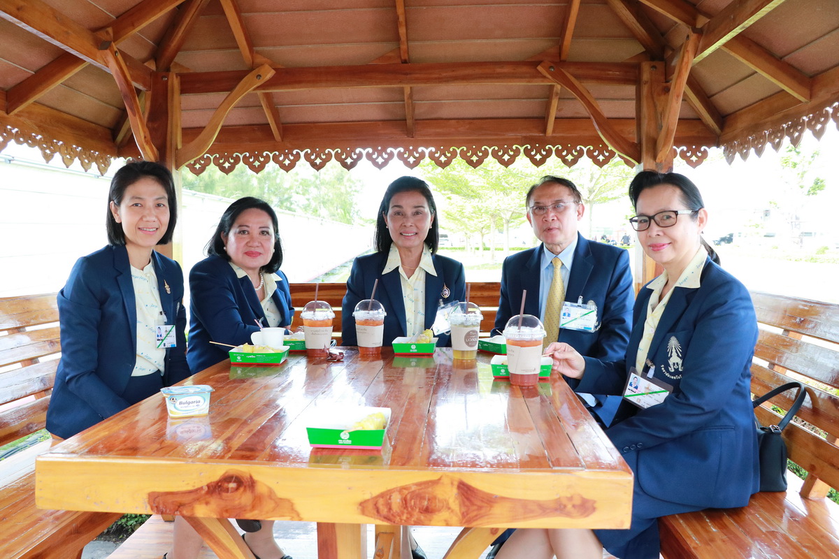 เฝ้ารับเสด็จ ณ บริษัท ซี พี แรม จำกัด — 11 พฤษภาคม 2025 — สถาบันเทคโนโลยีจิตรลดา CDTI