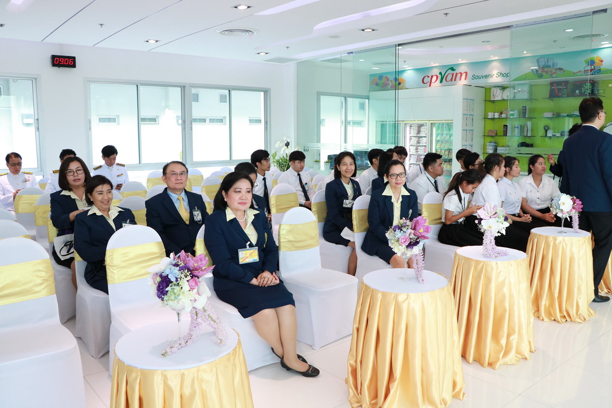 เฝ้ารับเสด็จ ณ บริษัท ซี พี แรม จำกัด — 11 พฤษภาคม 2025 — สถาบันเทคโนโลยีจิตรลดา CDTI