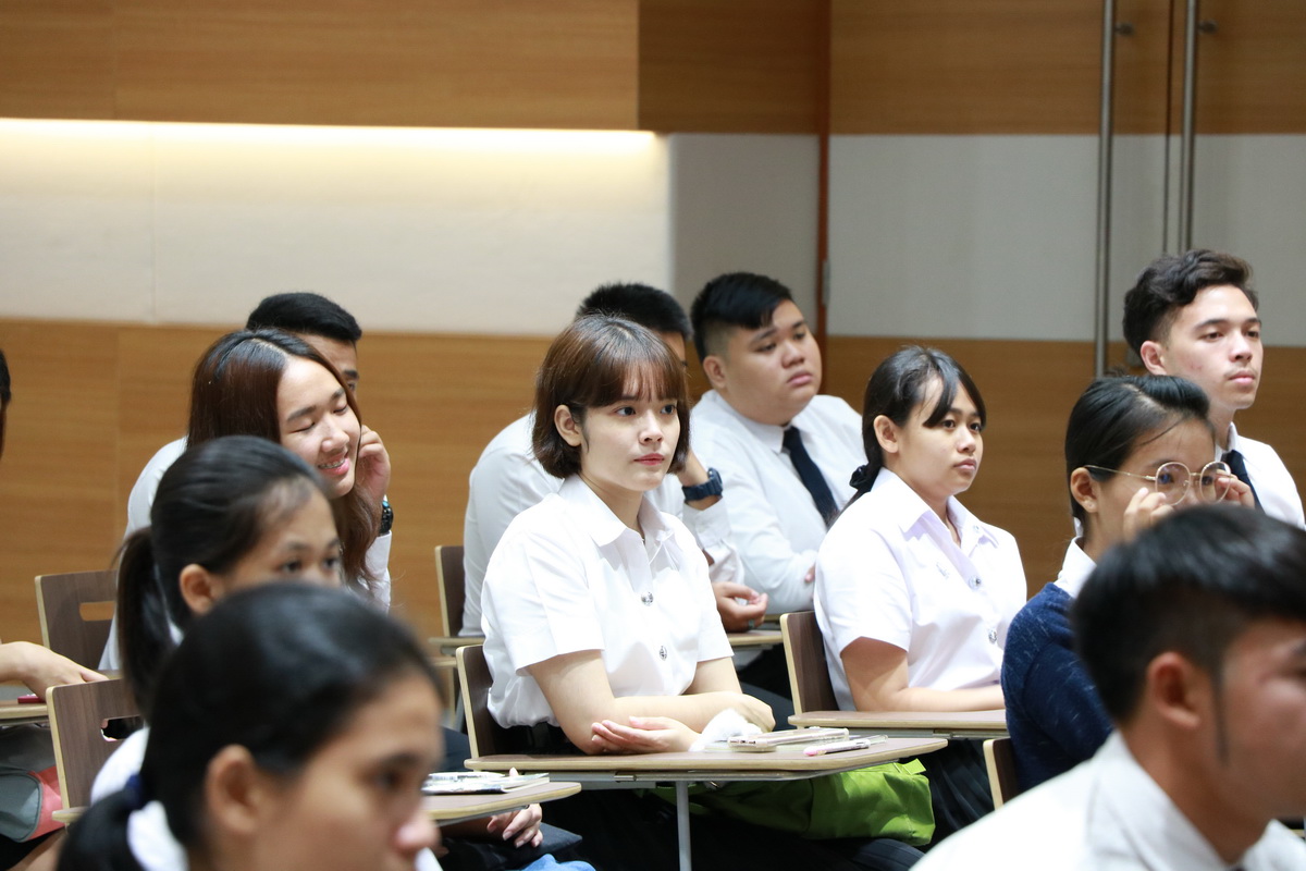 ปฐมนิเทศคณะบริหารธุรกิจ — 1 พฤษภาคม 2025 — สถาบันเทคโนโลยีจิตรลดา CDTI