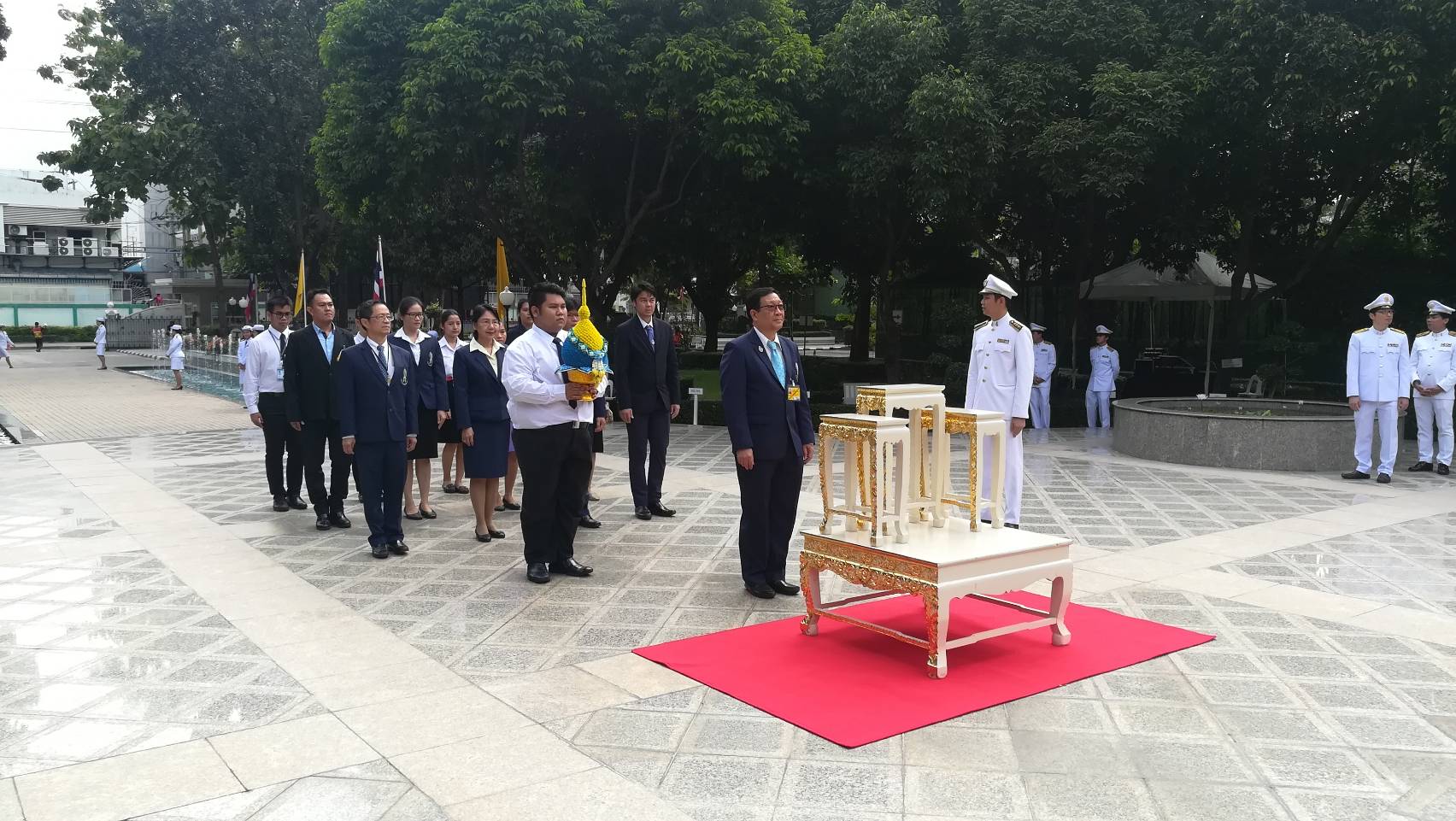 วางพานพุ่ม พระบิดาแห่งวิทยาศาสตร์ไทย — 2 พฤษภาคม 2025 — สถาบันเทคโนโลยีจิตรลดา CDTI