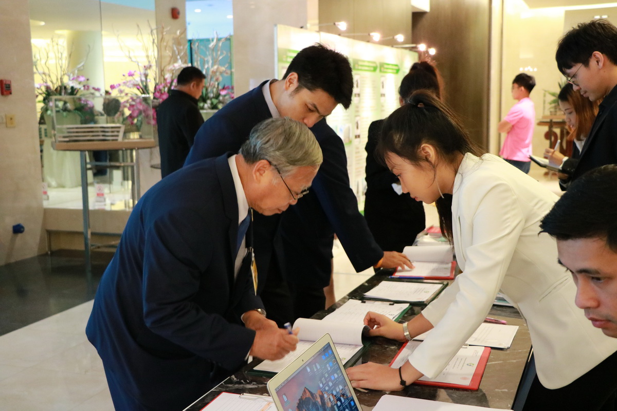 รับมอบฉลากและโล่เกียรติคุณ — 2 พฤษภาคม 2025 — สถาบันเทคโนโลยีจิตรลดา CDTI