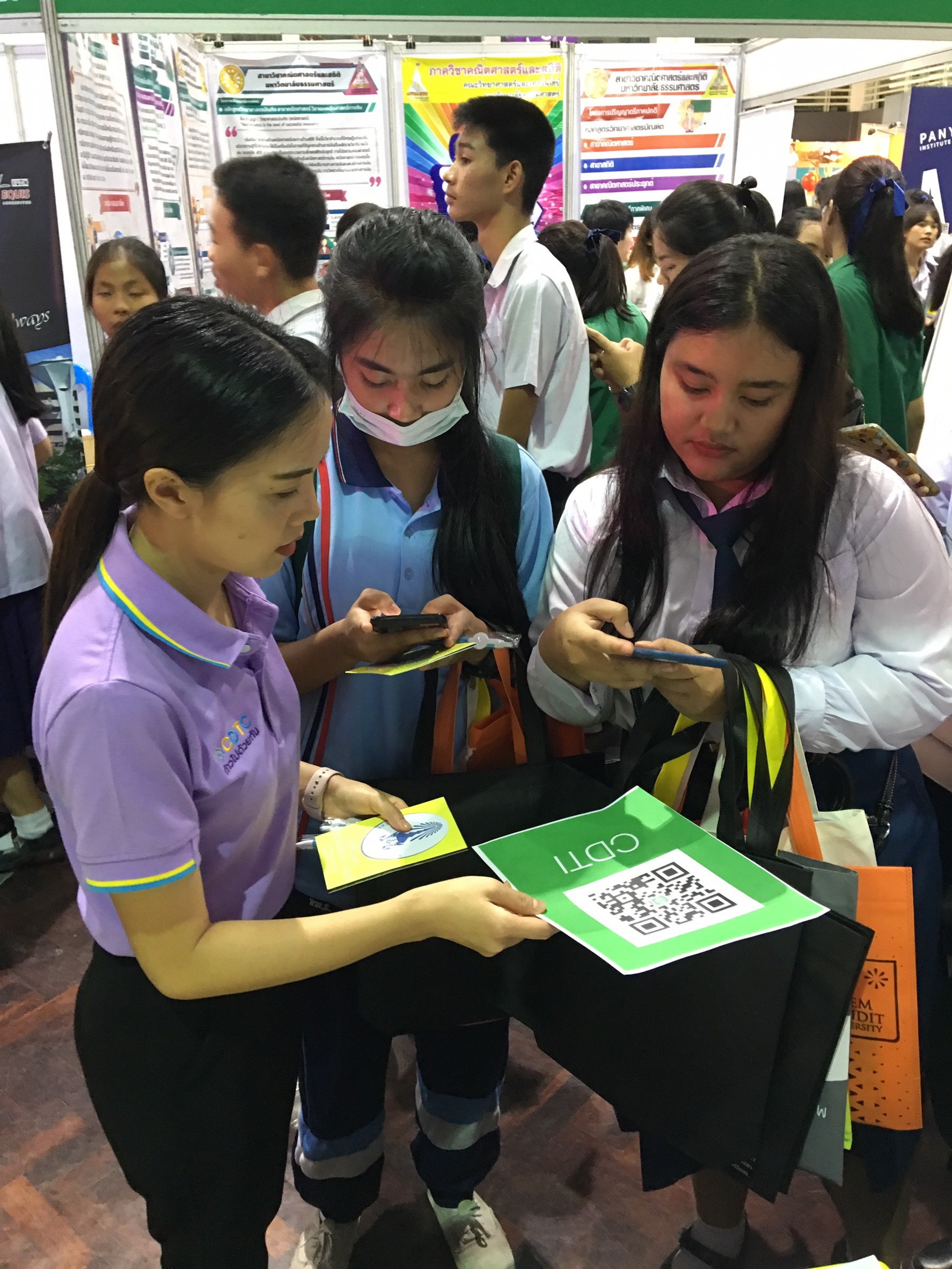 ตลาดนัดหลักสูตร มหาวิทยาลัยเกษตรศาสตร์ — 7 พฤษภาคม 2025 — สถาบันเทคโนโลยีจิตรลดา CDTI