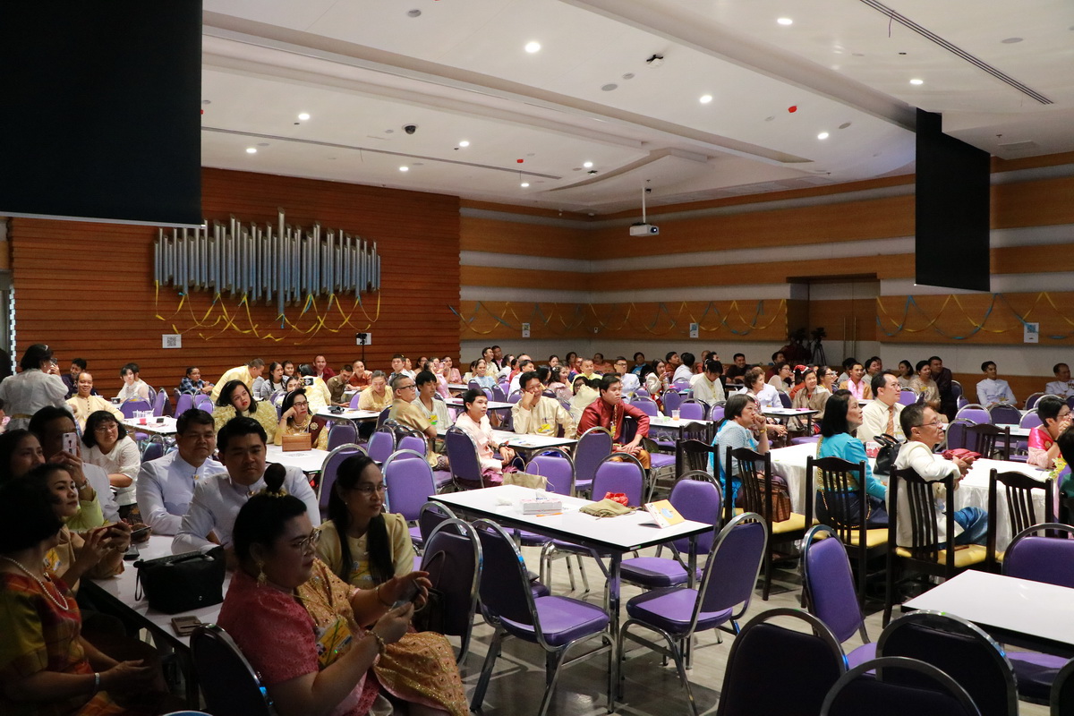 จิตรลดา นุ่งภูษาไทย — 9 พฤษภาคม 2025 — สถาบันเทคโนโลยีจิตรลดา CDTI
