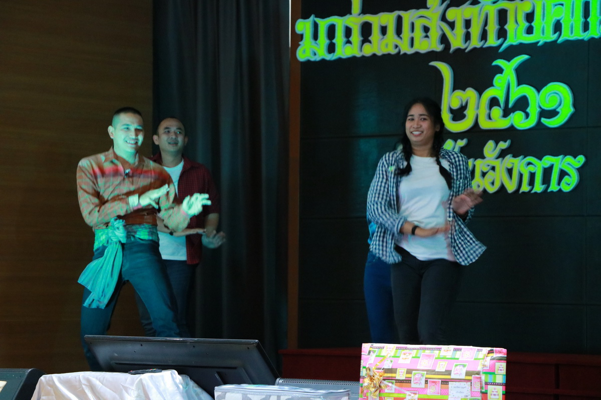 จิตรลดา นุ่งภูษาไทย — 9 พฤษภาคม 2025 — สถาบันเทคโนโลยีจิตรลดา CDTI