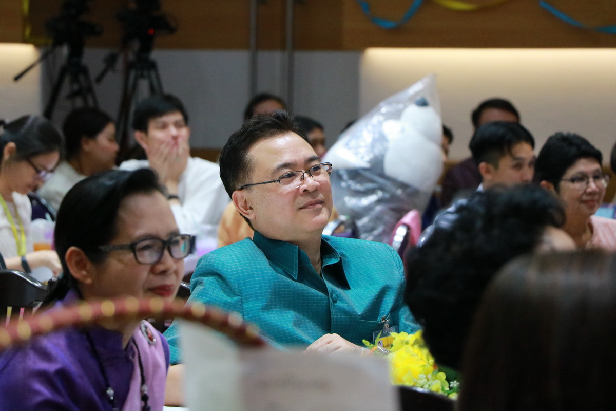 จิตรลดา นุ่งภูษาไทย — 9 พฤษภาคม 2025 — สถาบันเทคโนโลยีจิตรลดา CDTI