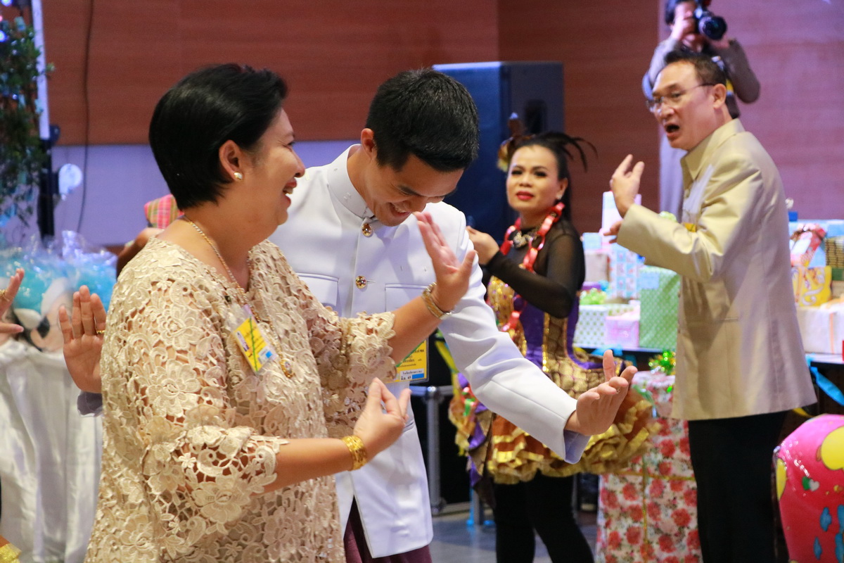 จิตรลดา นุ่งภูษาไทย — 9 พฤษภาคม 2025 — สถาบันเทคโนโลยีจิตรลดา CDTI