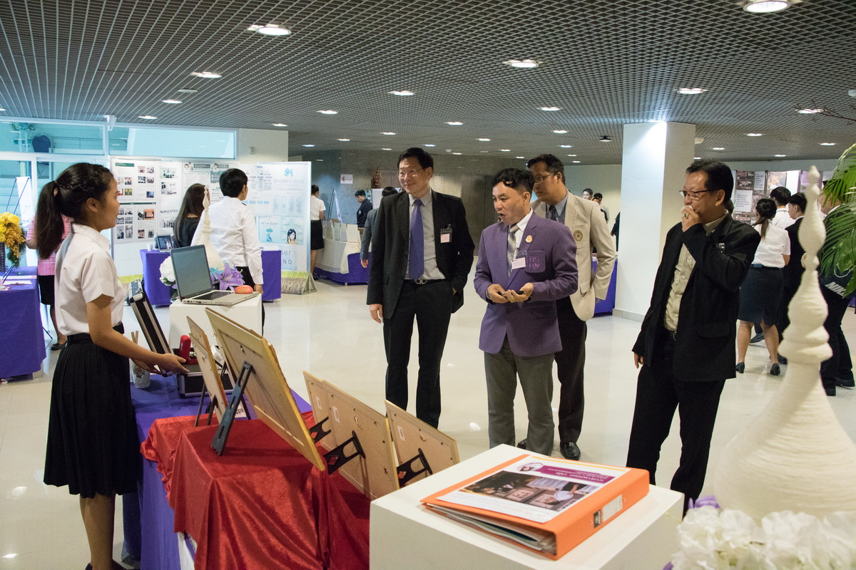 นำเสนอผลงาน — 2 พฤษภาคม 2025 — สถาบันเทคโนโลยีจิตรลดา CDTI