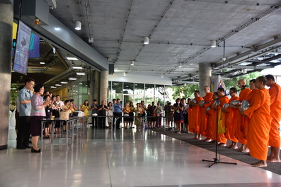 ตักบาตรวันมาฆบูชา — 21 พฤษภาคม 2025 — สถาบันเทคโนโลยีจิตรลดา CDTI