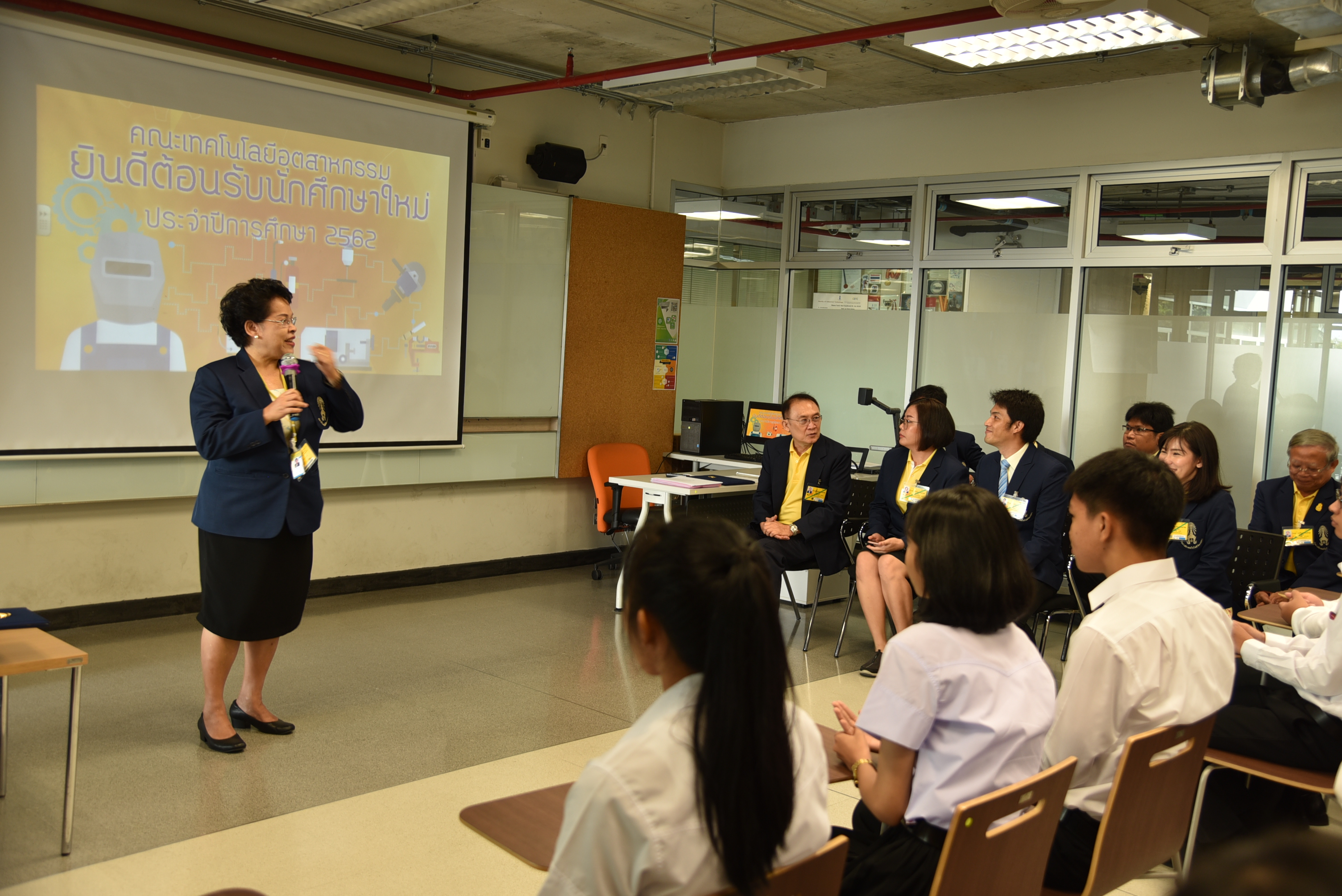 พิธีปฐมนิเทศนักศึกษาใหม่ คณะเทตโนฯ — 2 พฤษภาคม 2025 — สถาบันเทคโนโลยีจิตรลดา CDTI