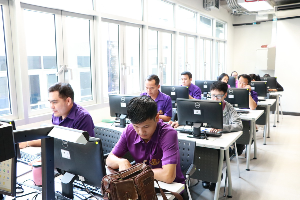 อบรมสื่อการสอนอิเล็กทรอนิกส์ — 2 พฤษภาคม 2025 — สถาบันเทคโนโลยีจิตรลดา CDTI