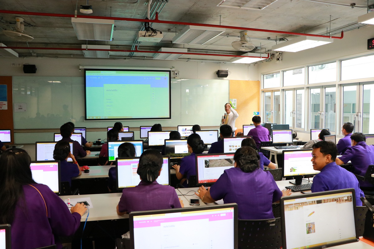 อบรมสื่อการสอนอิเล็กทรอนิกส์ — 2 พฤษภาคม 2025 — สถาบันเทคโนโลยีจิตรลดา CDTI