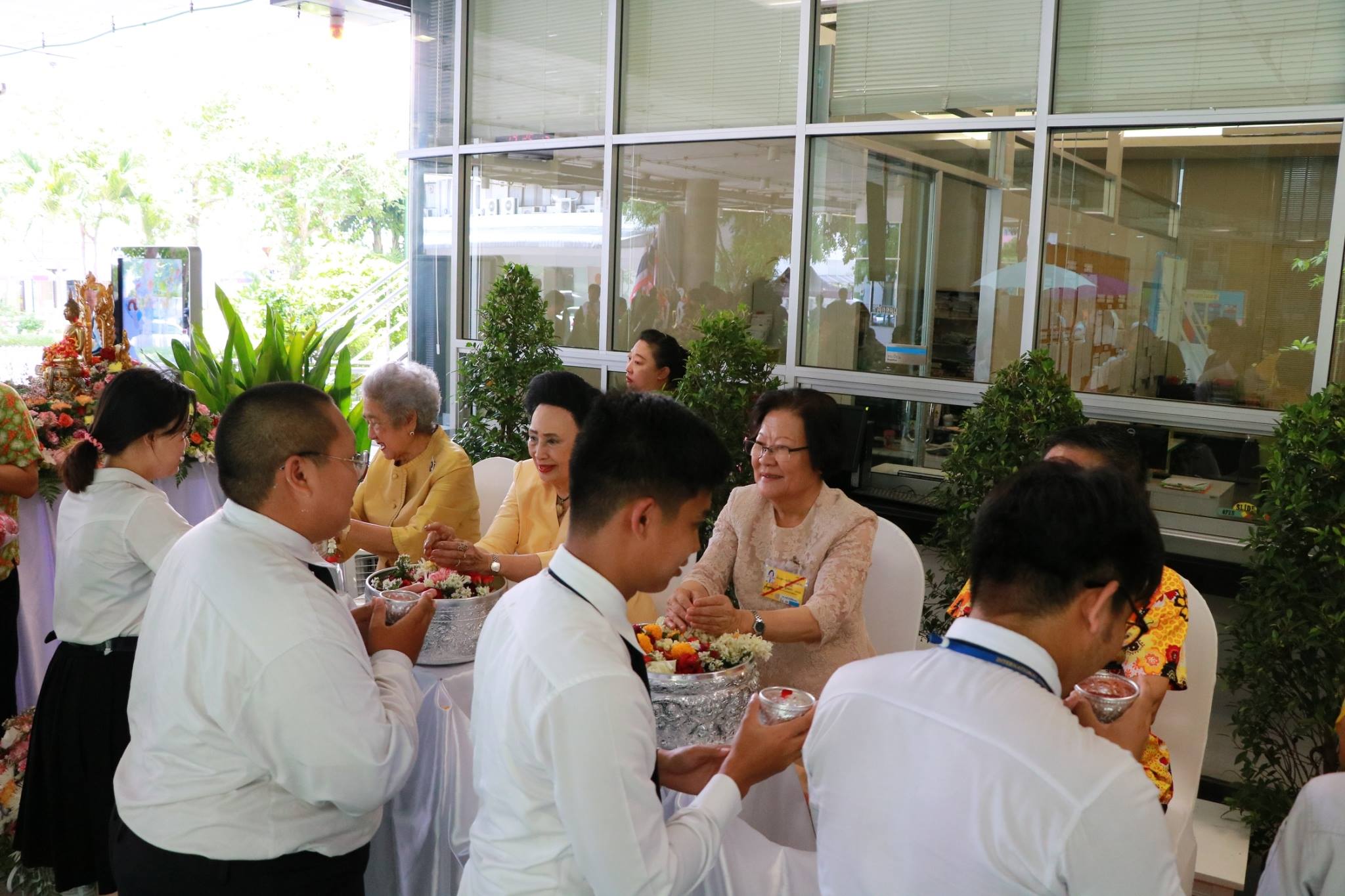 เทศกาลวันสงกรานต์ ประจำปี 2562 — 2 พฤษภาคม 2025 — สถาบันเทคโนโลยีจิตรลดา CDTI