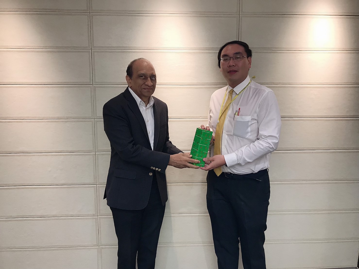 รับฟังการบรรยายพร้อมหารือความร่วมมือทางวิชาการ — 8 พฤษภาคม 2025 — สถาบันเทคโนโลยีจิตรลดา CDTI