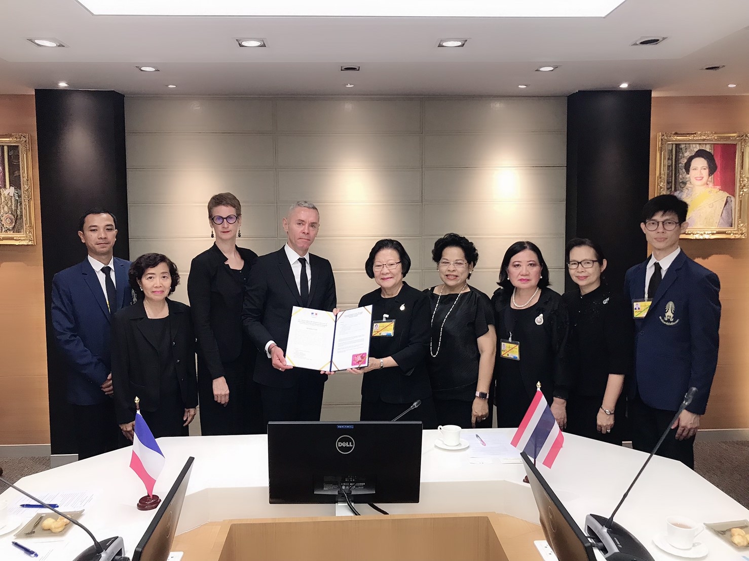 รับมอบแผนการเรียนการสอน — 2 พฤษภาคม 2025 — สถาบันเทคโนโลยีจิตรลดา CDTI