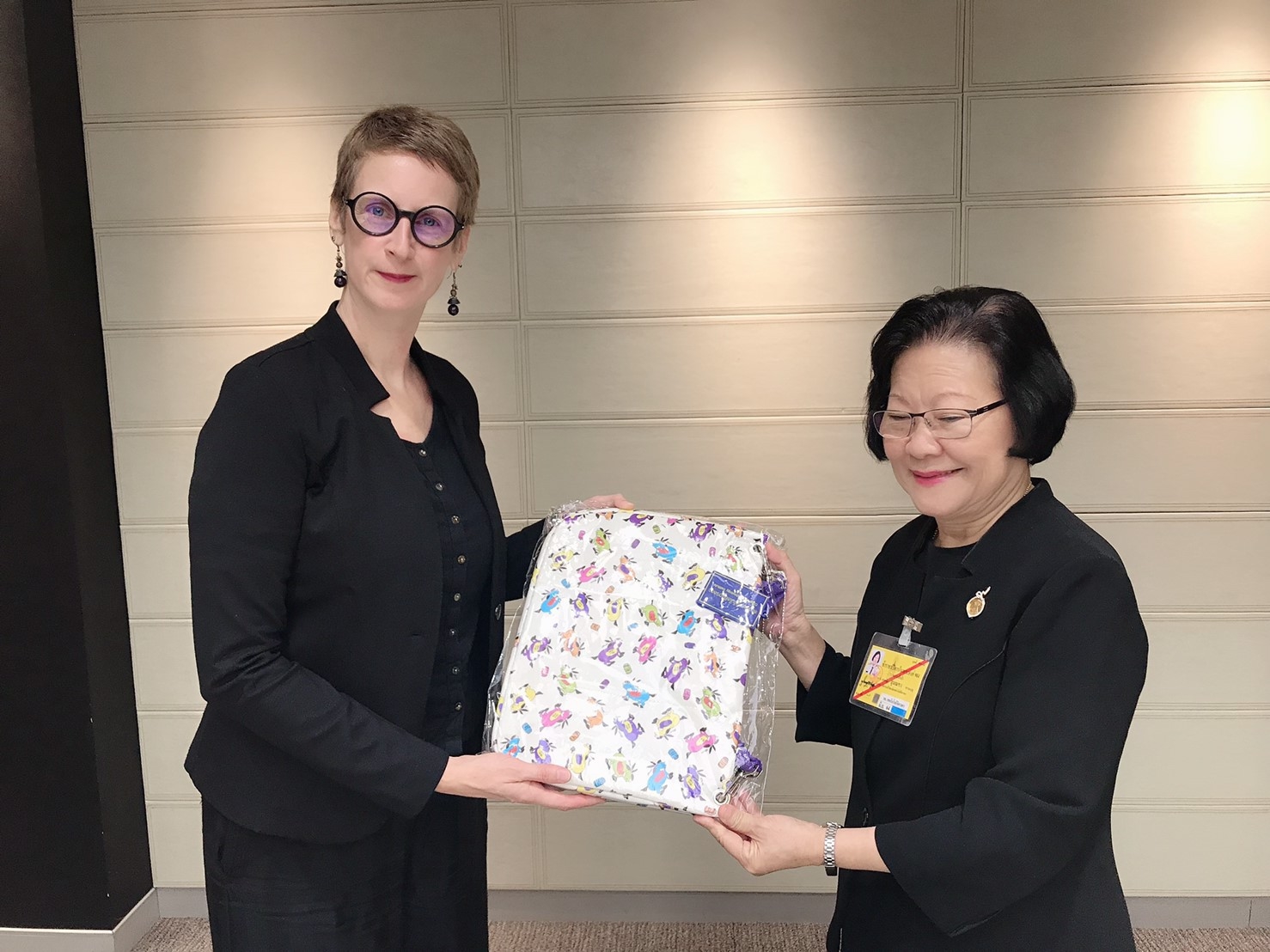 รับมอบแผนการเรียนการสอน — 2 พฤษภาคม 2025 — สถาบันเทคโนโลยีจิตรลดา CDTI