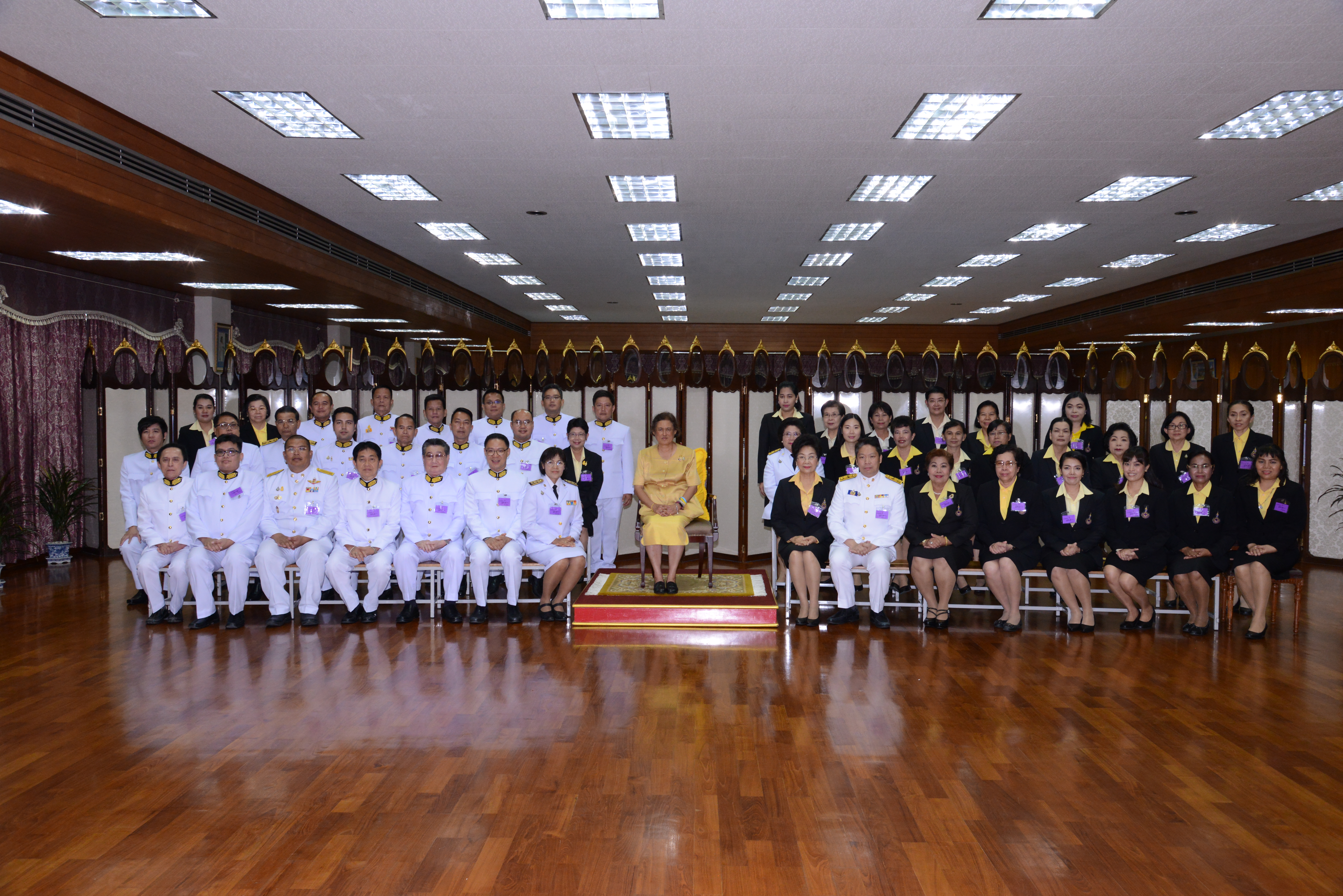 นักศึกษาเข้ารับรางวัลพระราชทาน — 2 พฤษภาคม 2025 — สถาบันเทคโนโลยีจิตรลดา CDTI