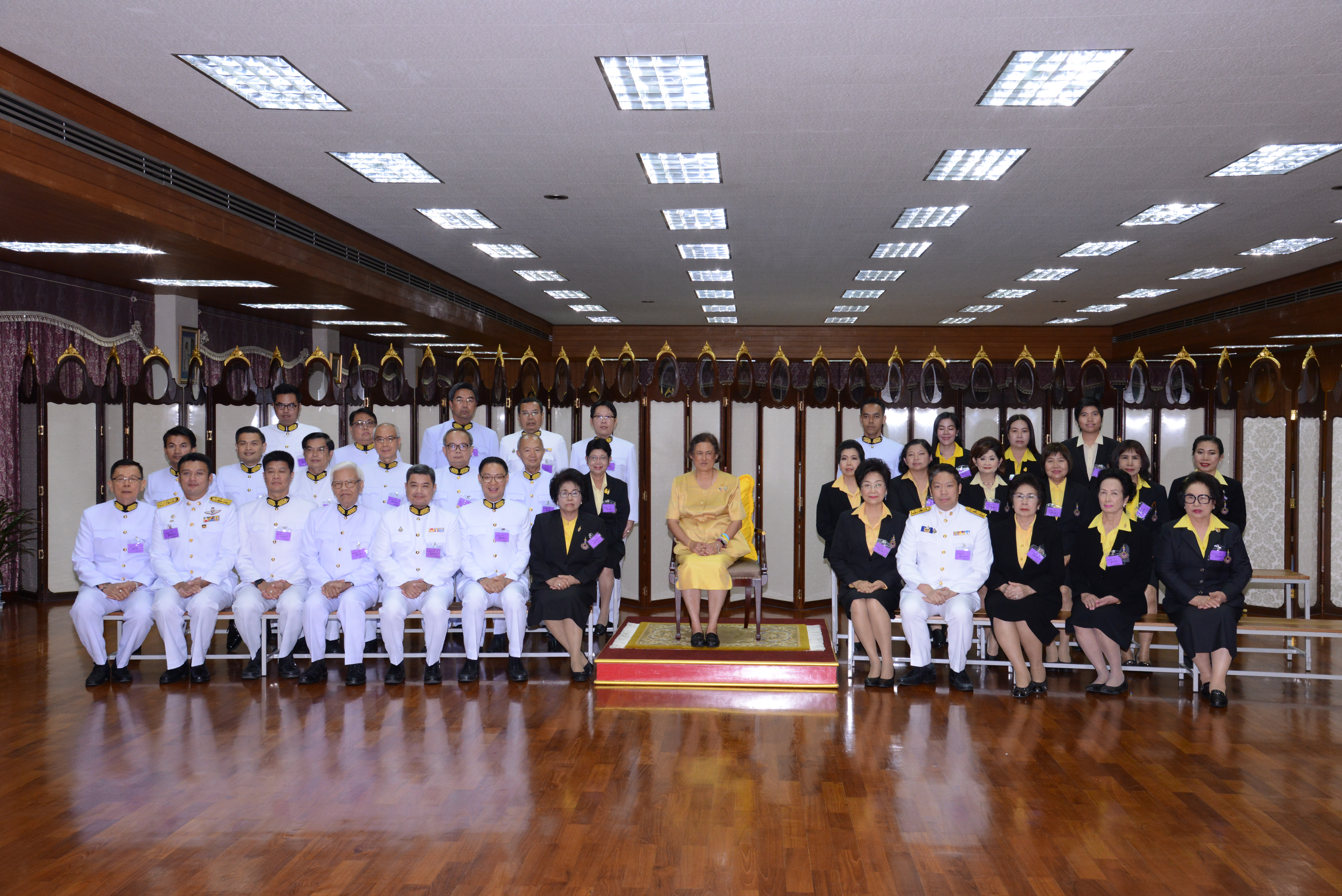 นักศึกษาเข้ารับรางวัลพระราชทาน — 2 พฤษภาคม 2025 — สถาบันเทคโนโลยีจิตรลดา CDTI