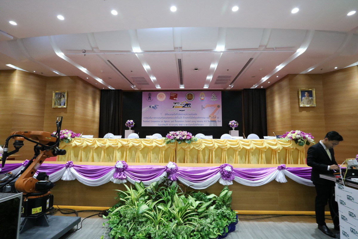 จัดการแข่งขัน การควบคุมหุ่นยนต์และระบบอัตโนมัติ — 2 พฤษภาคม 2025 — สถาบันเทคโนโลยีจิตรลดา CDTI