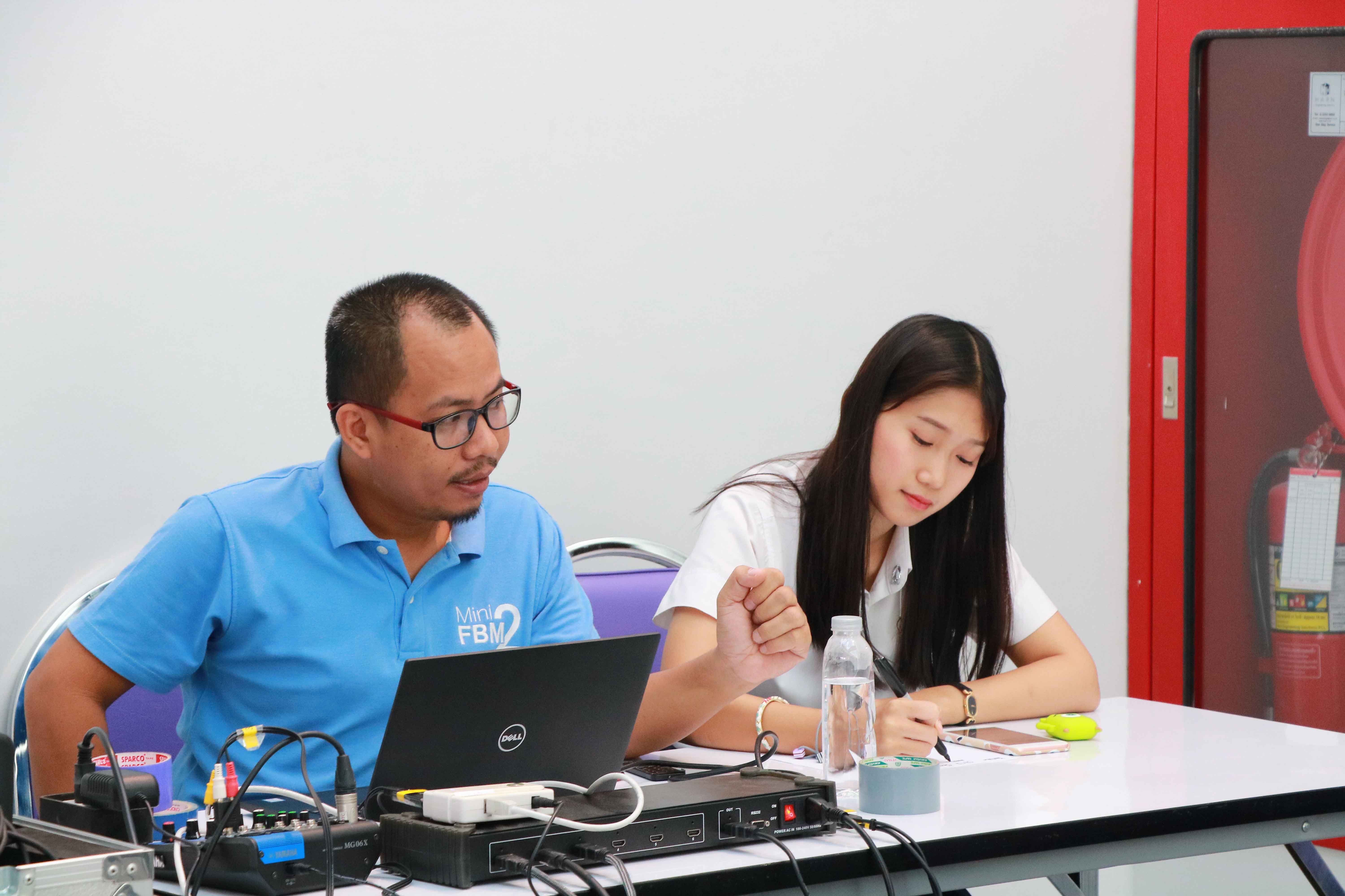 ต้อนรับคณะอบรมควบคุมหุ่นยนต์ — 2 พฤษภาคม 2025 — สถาบันเทคโนโลยีจิตรลดา CDTI