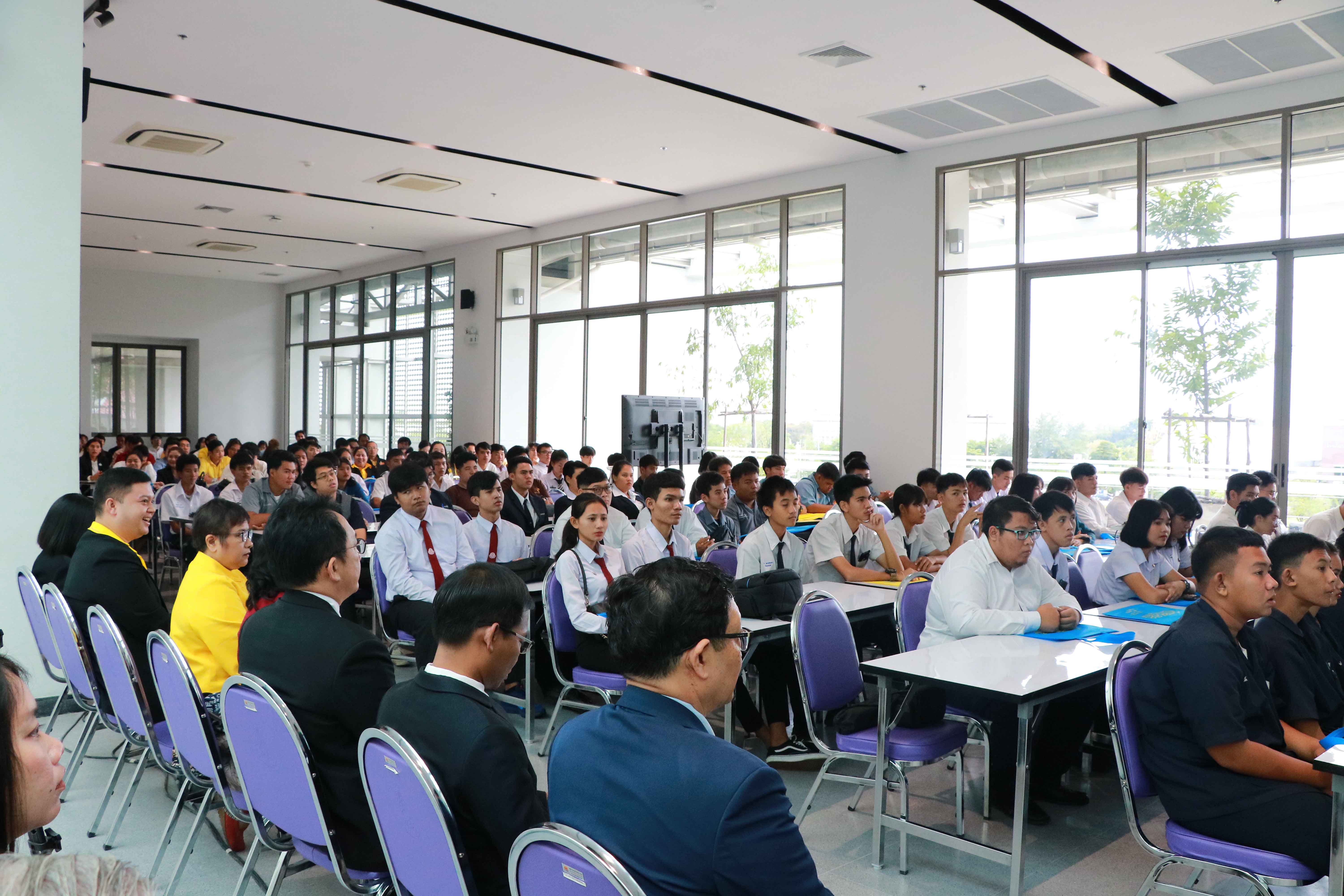 อบรมการแข่งขันหุ่นยนต์ประกอบอาหาร (ผัดไทย) — 2 พฤษภาคม 2025 — สถาบันเทคโนโลยีจิตรลดา CDTI