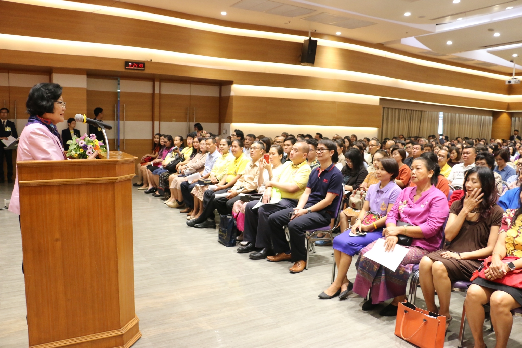 การประชุมผู้ปกครองและรับสมุดรายงานผลการเรียน — 4 พฤษภาคม 2025 — สถาบันเทคโนโลยีจิตรลดา CDTI