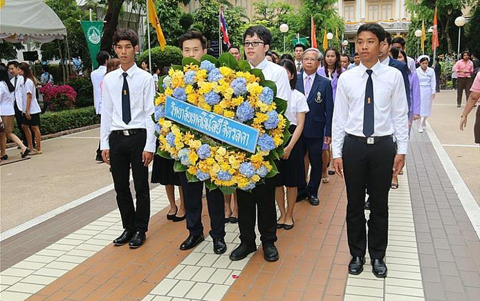 วางพวงมาลา — 1 พฤษภาคม 2025 — สถาบันเทคโนโลยีจิตรลดา CDTI