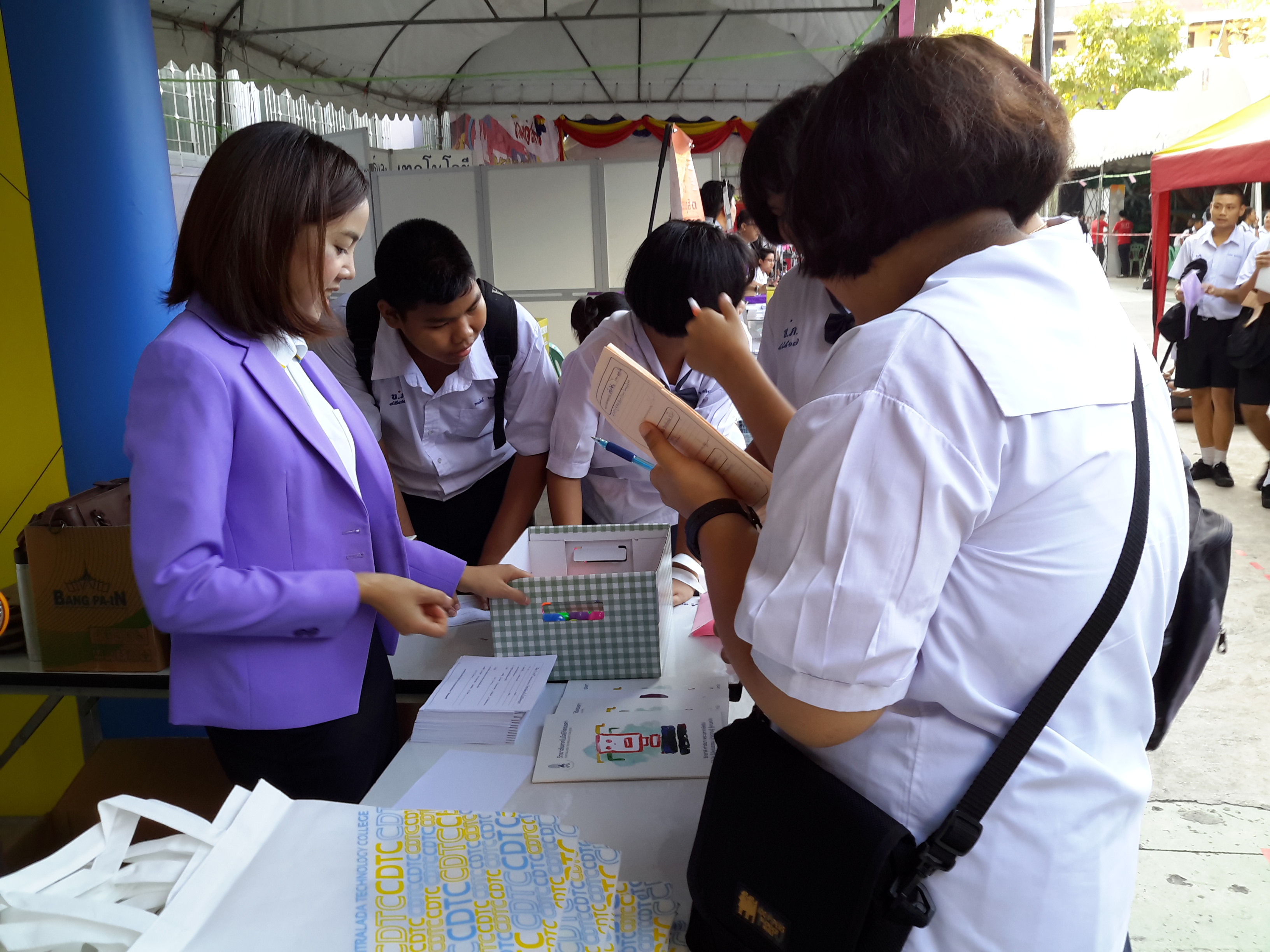 ตลาดนัดหลักสูตร — 1 พฤษภาคม 2025 — สถาบันเทคโนโลยีจิตรลดา CDTI