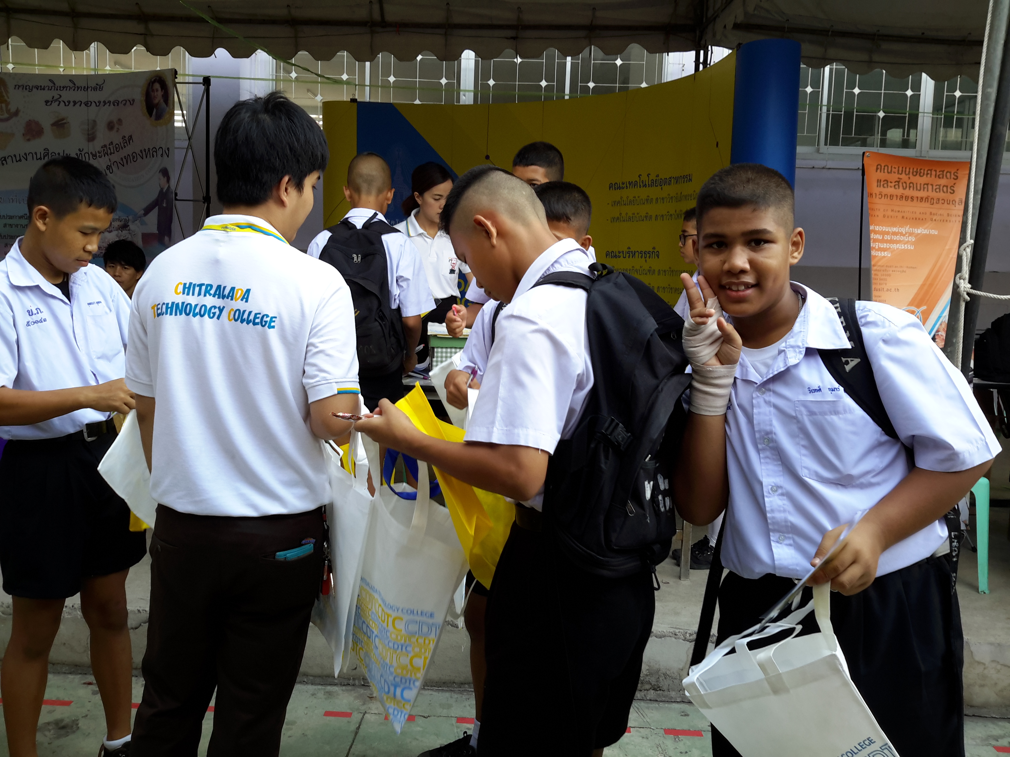 ตลาดนัดหลักสูตร — 1 พฤษภาคม 2025 — สถาบันเทคโนโลยีจิตรลดา CDTI