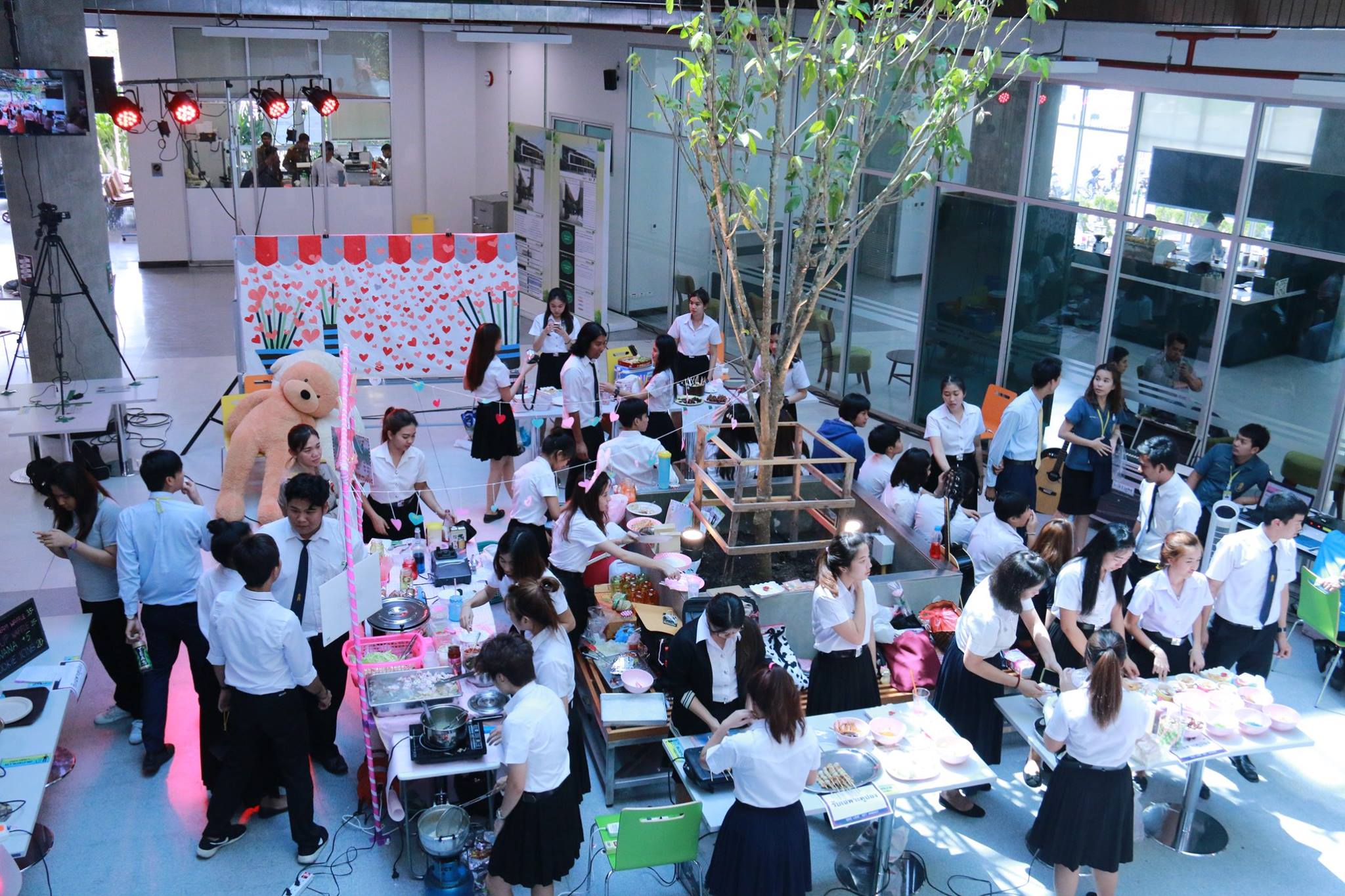 งาน GIVELOVE GIFTMARKET — 20 พฤษภาคม 2025 — สถาบันเทคโนโลยีจิตรลดา CDTI