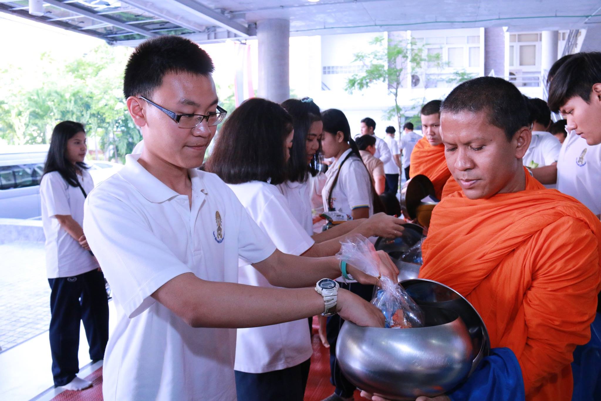 ทำบุญตักบาตรเนื่องในวันมาฆบูชา — 1 พฤษภาคม 2025 — สถาบันเทคโนโลยีจิตรลดา CDTI