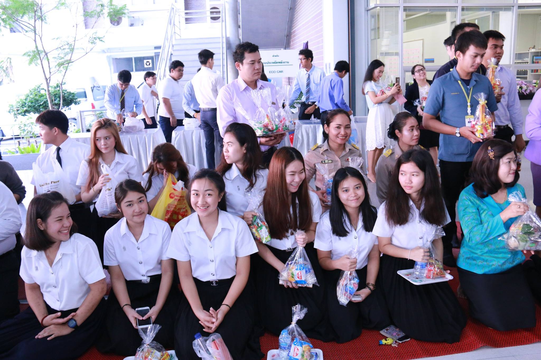 ทำบุญตักบาตรเนื่องในวันมาฆบูชา — 1 พฤษภาคม 2025 — สถาบันเทคโนโลยีจิตรลดา CDTI