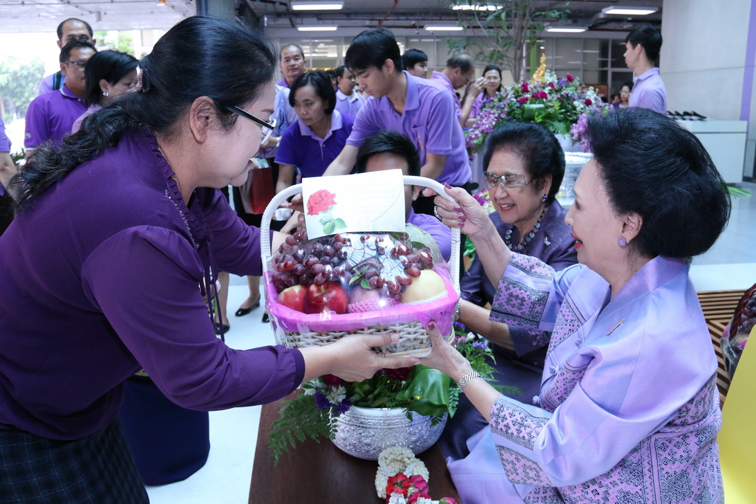 พิธีทำบุญถวายสังฆทาน และเจริญพระพุทธมนต์ และพิธีรดน้ำดำหัวฯ — 21 พฤษภาคม 2025 — สถาบันเทคโนโลยีจิตรลดา CDTI