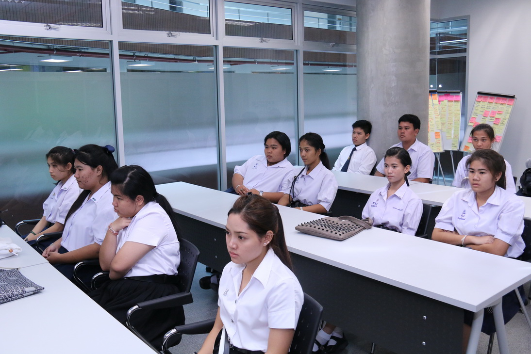 กิจกรรมแรกพบนักศึกษาคณะบริหารธุรกิจ รุ่นที่2 ประจำปีการศึกษา 2558 — 1 พฤษภาคม 2025 — สถาบันเทคโนโลยีจิตรลดา CDTI